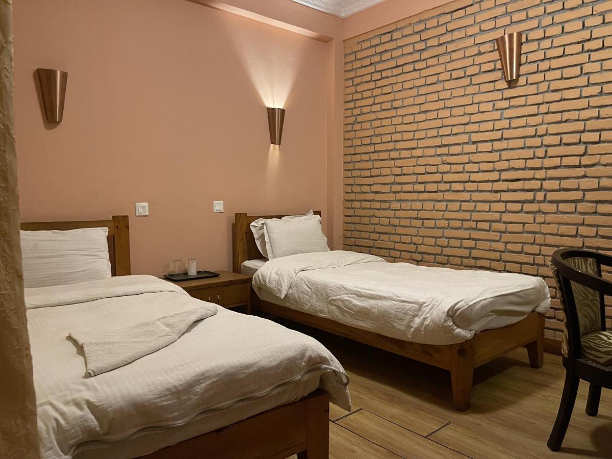 Hotel Valley View Inn Nagarkot Bagian luar foto